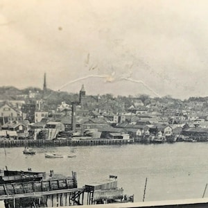 Postcard 1903 View of Newport Harbor in Rhode Island. Y5 image 1