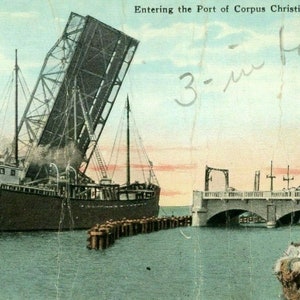 Vista temprana de postal del barco que ingresa al puerto de Corpus Christi, TX. P4