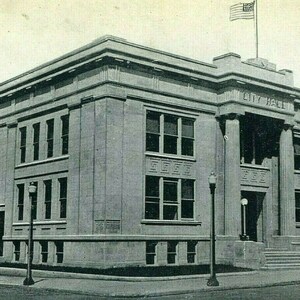 Carte postale Early View of City Hall à Washington, IN. P4
