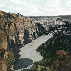 Postkarte Frühe Ansicht der Sunset Route, Castle Canyon in der Nähe von Devils River, TX. L1