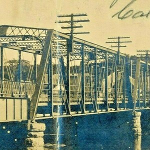 Carte postale RPPC Vue antique du pont international de Calais. ME T7