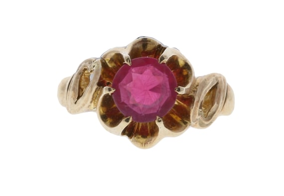 Yellow Gold Ring with Pink-Red Stone