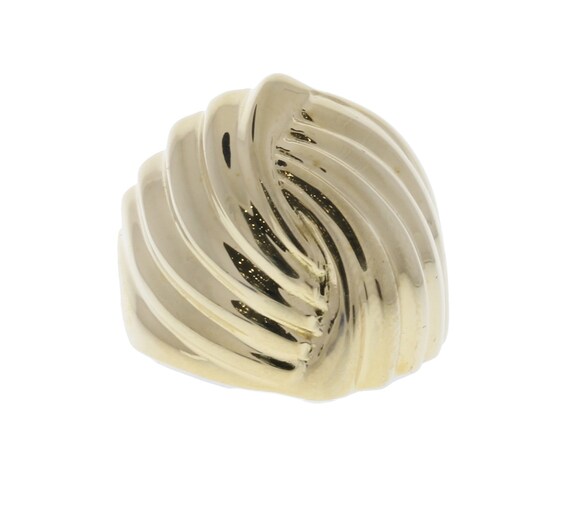 Yellow Gold Scallop Style Ring