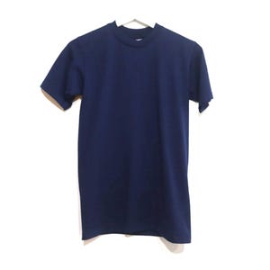 vintage blank NO logo HANES fifty-fifty vintage navy blue deadstock vintage blank plain t-shirt -- women&#39;s size small -- FREE shipping U.S.A