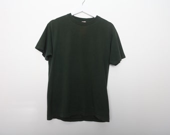 Vintage 90s dark green olive blank basic single stitch no logo tshirt tee --- size small