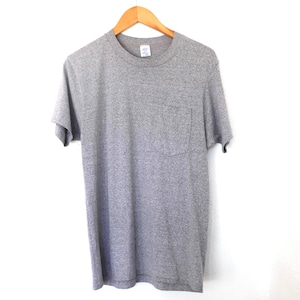 vintage 1990s HEATHER GRAY short sleeve vintage POCKET t-shirt single stitch vintage t-shirt -- Free shipping - Medium/Large