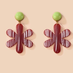 Large Retro Flower Earrings, Acrylic Flower Earrings, Flower earrings, Gift for her, Drop Earring, Summer Earring, Dangle Earring