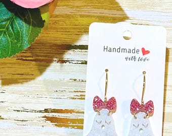 Shimmer Glitter Ghost Earrings, Cute Ghost Earrings, Halloween Earrings, Sheet Ghost Earrings, Acrylic Earrings, Fall and Halloween Jewelry