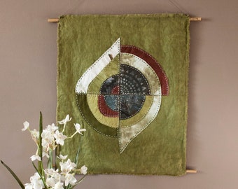 Tapiz contemporáneo * Aplicación * Arte textil mural teñido a mano * Sashiko * Decoración de pared de tela * Verde Blanco Óxido *
