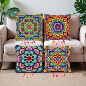 Op de afbeelding: Vier vierkante sierkussens met kleurrijke, ingewikkelde mandala-ontwerpen. Elk kussen heeft een ander kleurenschema, waaronder levendige blauwe, groene, oranje en roze tinten. De kussens zijn gelabeld met de tekst "Style A", "Style B", "Style C" en "Style D".