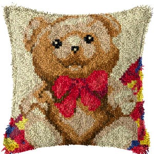 43x43cm Latch Hook Cushion Teddy with Love Pre-Printed Color Canvas Acrylic Yarn Pillow Case Crochet Cushion Arts & Crafts