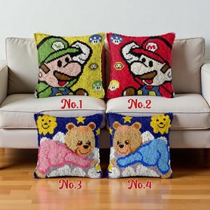 Klinkhaakkussen Mario met teddybeer voorbedrukt canvas 43 x 43 cm