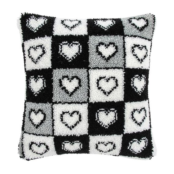 Black White Heart Latch Hook Kit Checkerboard Pattern Pillow Cover
