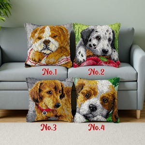 Bulldog Latch Hook Cushion Kit: Pre-Printed Canvas, Acrylic Yarn (43x43cm)
