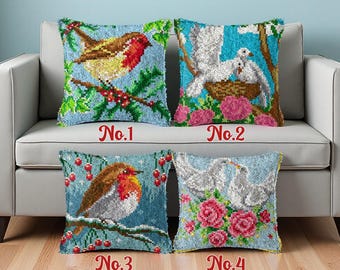 Kit de cojín de ganchillo Robin (43 x 43 cm): lienzo preimpreso, hilo acrílico