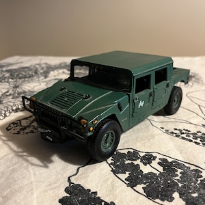 Die Cast Hummer, The Lost World Jurassic Park, Dated 1997, Made by Playing Mantis