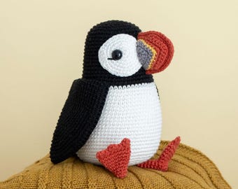 Tux the Puffin | Amigurumi Crochet pattern | written instruction and step by step photos