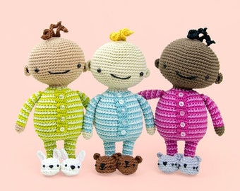 Baby amigurumi in pajama | Crochet PDF pattern | with crochet slippers (3 different designs: bunny, cat and bear)