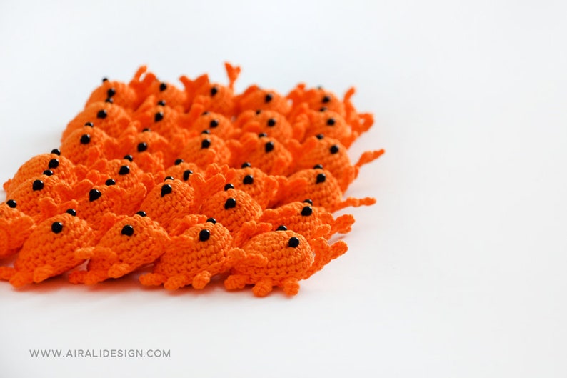 Little Crab Amigurumi PDF pattern with little claws image 3