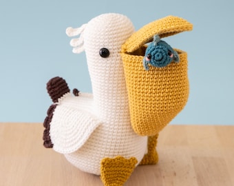 Scoop the Pelican | Amigurumi Crochet pattern | written instruction and step by step photos