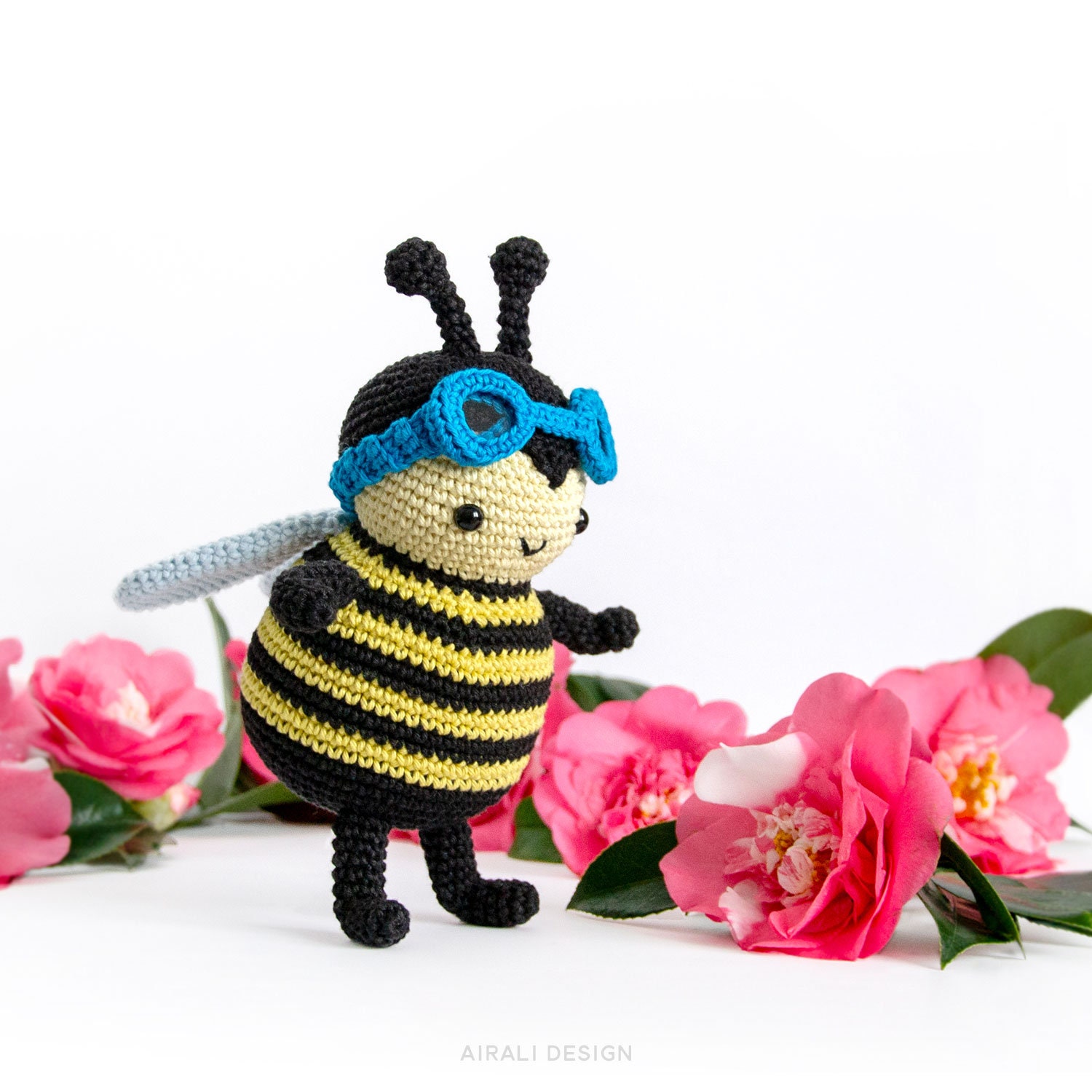 Zeno the Bumblebee Amigurumi Crochet PDF pattern Bee with | Etsy