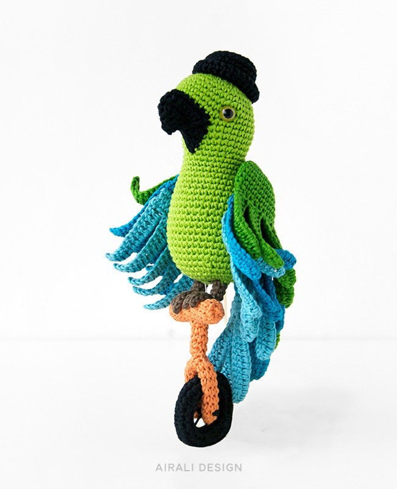 Your requests: search for amigurumi parrots 5 Carlo il pappagallo di Airali Design