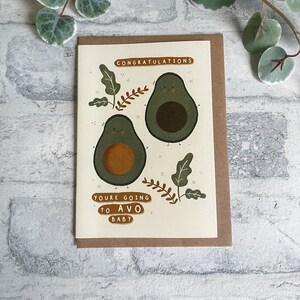 Idziesz do AVO Baby- Avocado new baby Card - Karta na baby shower - Słodka ilustracja z awokado - Soderlightful