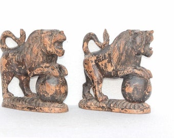 Hand Carved Lion Statue Figure, 2 Pcs Wooden Old Vintage Antique, Home/Office Decor, Collectible, Christmas Gift, Indian Art Handcraft,