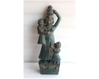 Estatua de madera tallada a mano vintage mujer con niño Manejo mientras trabaja, figura de mujer india, escultura humana de pueblo, figura de mujer primitiva
