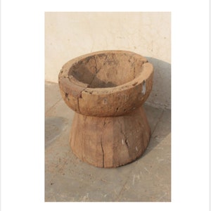 Vintage Holzmörser / Alte Holzvase, Schüssel / massiver und primitiver geschnitzter Mörser / alter Holzeimer / Gewürzmühle / Terrasse-Blumentopf