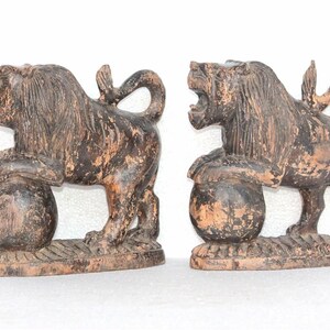 Hand Carved Lion Statue Figure, 2 Pcs Wooden Old Vintage Antique, Home/Office Decor, Collectible, Christmas Gift, Indian Art Handcraft, image 3