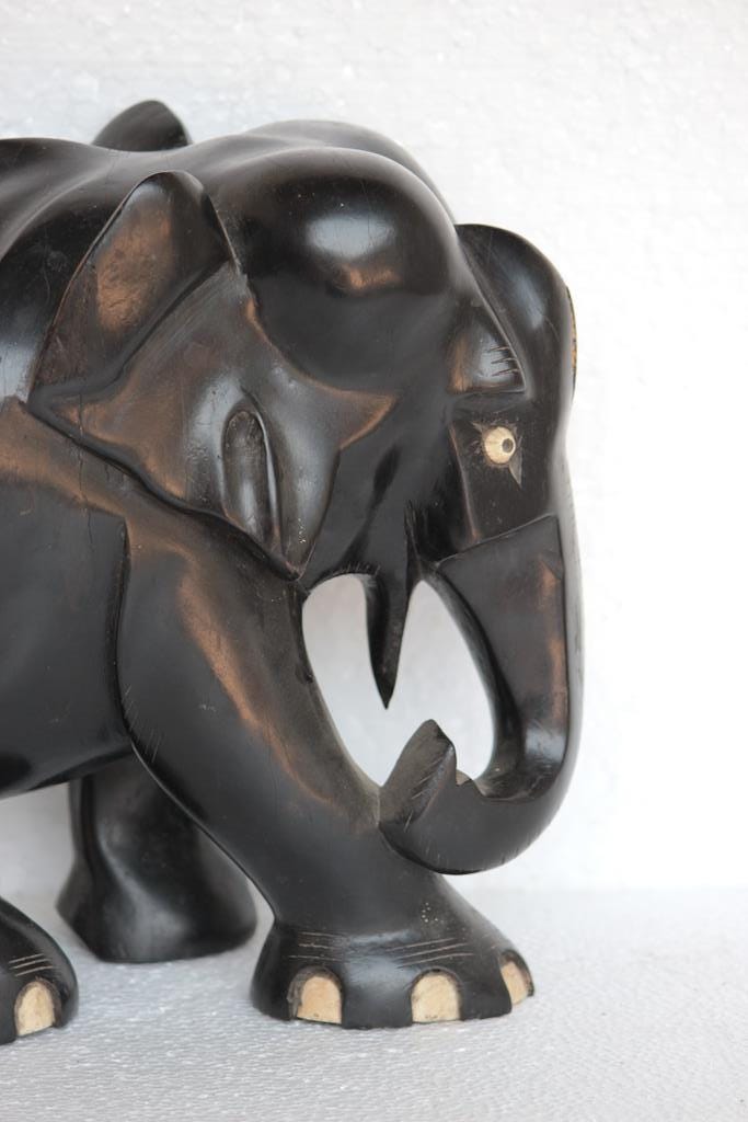 プレミアムアンティーク　象　手彫りの置物 プレミアムアンティーク 象 手彫りの置物