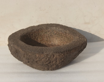 Stone Kharal Mortar, Old Aged Stone Kundi, Garden Decor