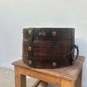 Vintage Blumentopf aus Holz, Tischplatte Pflanzgefäß, primitiver antiker Holztopf, Vintage Holzmaserung Messtopf, Gartentopf aus Holz M-B