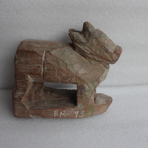 OId Vintage Wooden Nandi / Cow Figure Vastu Shastra Home Decor Collectible