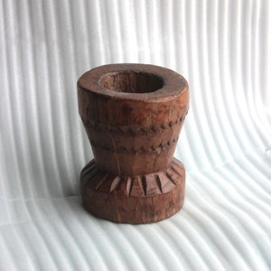 Vintage Dekovase aus Holz | Antikes indisches Okhali aus Holz | Antiker primitiver Mörser aus Holz | Rustikaler handgeschnitzter Holztopf Wohndekor