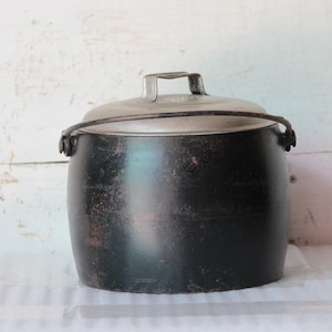 Ancien pot en fonte vintage de 5 pintes, décoration d&#39;intérieur antique, objet de collection fabriqué en Angleterre