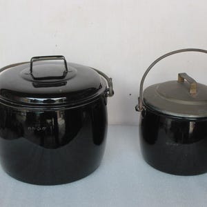 2 Pc Black Cooking Pot Kitchenware Decor Collectible Vintage Enamel Ware