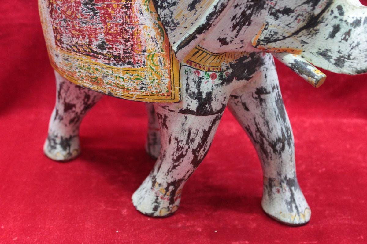 象のフィギュア 新品 木製 手彫り 塗装済み ホームデコレーション