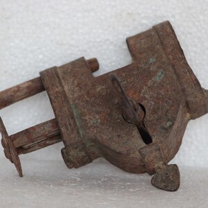 Vintage Rustic Lock RARE OLD VINTAGE Rustic Iron Lock-key Antique Design Home Decor ...