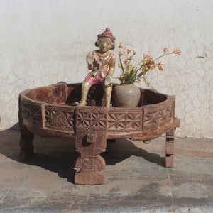 Vintage Grinder Tisch-Nachttisch-Mitte Couchtisch-Handarbeit Runder Gartentisch-Pflanzgefäße-Sammelbarer Niedriger Hocker-Teakholz Beistelltisch