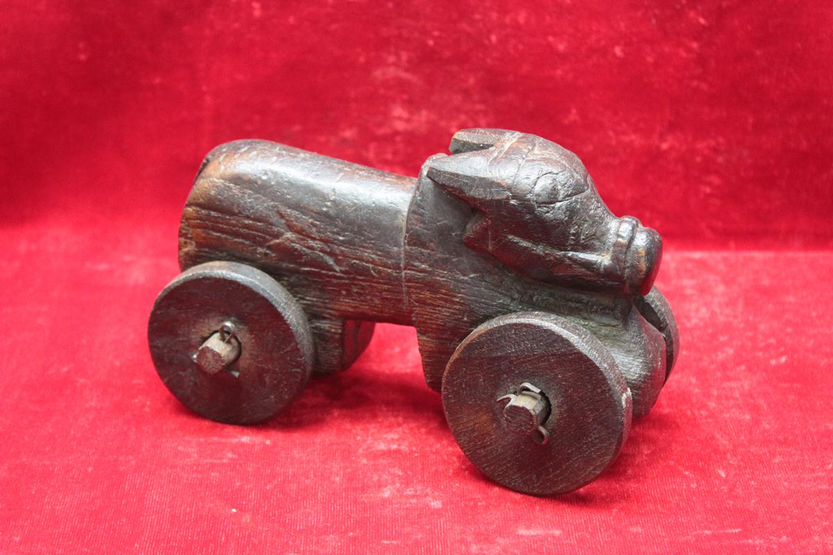 木製ナンディフィギュアおもちゃ彫刻ヴィンテージインドホーム