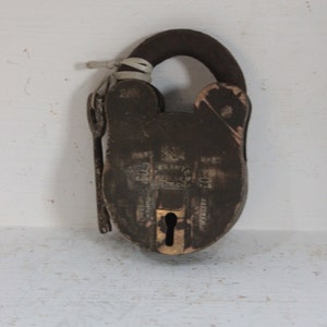 Vintage Old Iron Padlock, Brass Fitted Iron Lock & Key, Antique Lock, Rare Collectible Door Lock, Indian Antique, Handcrafted Lock BM-03