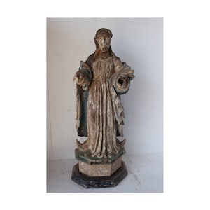 Figura de iglesia antigua de madera, figuras y esculturas cristianas antiguas, objetos de arte, artefactos religiosos, piezas antiguas de estatuas de madera