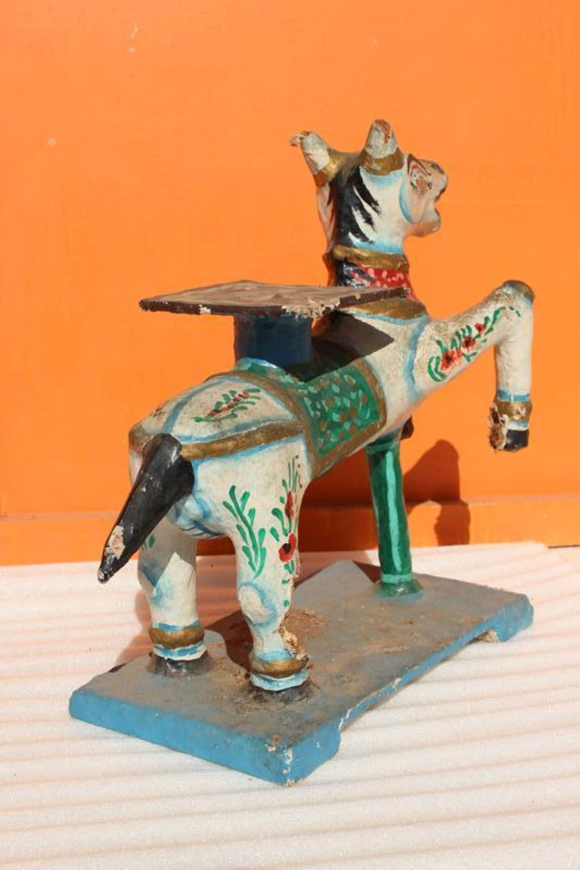 Carved Teak Nandi Bull Toy From Rajasthan - 19th Century Carved Teak Nandi Bull Toy From Rajasthan - 19th Century