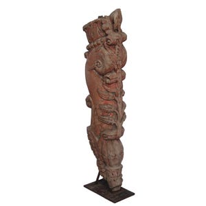 Rustic Heritage Corbel – Antique Wooden Wall Shelf Bracket