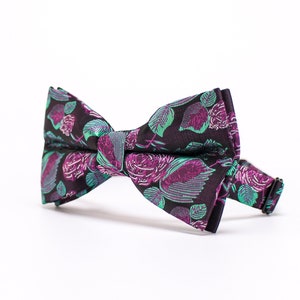 Mens Floral BowTie,Black Bowtie with Violet Flower,Rose Flower BowTie,Purple Flower Bowtie,Outdoor Wedding BowTie,Groom Bowtie,Best Men Gift