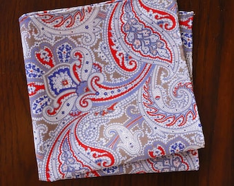 Pañuelo de bolsillo de algodón con estampado paisley azul y rojo, pañuelo de boda bohemio, pañuelo floral para el novio y los padrinos, regalo para él, pañuelo de traje vintage, pañuelo enrollado
