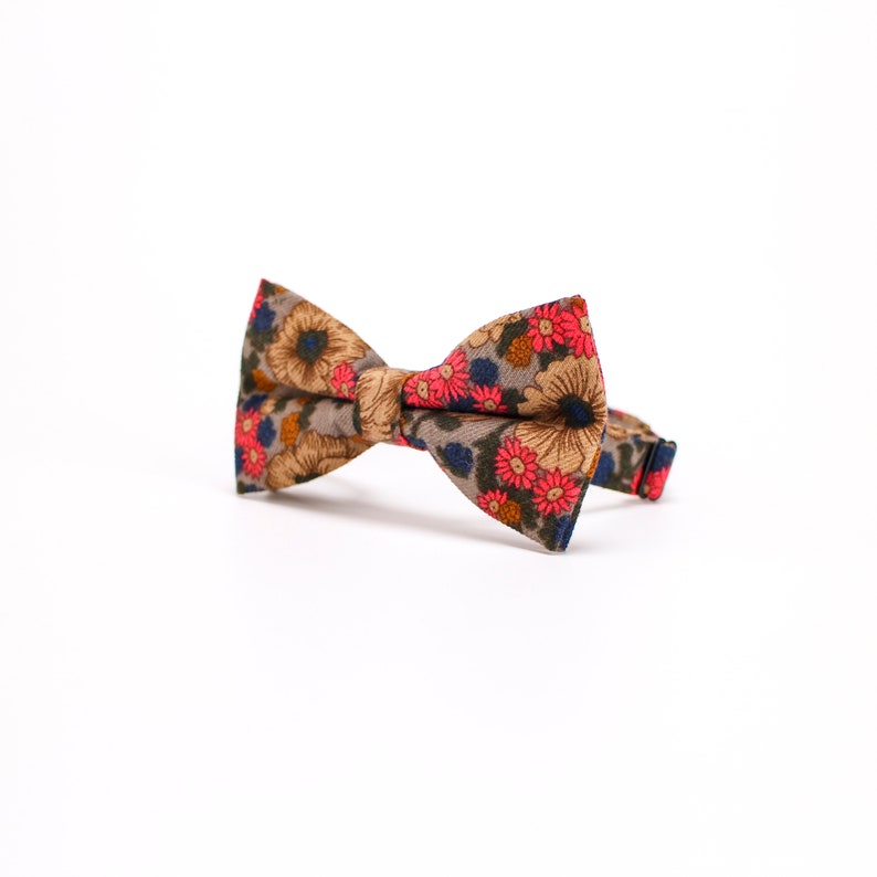 Floral Bow Tie.Mens Floral Bow Tie,Women/'s Floral Bow tie,Floral Wedding Bow Tie,Gray BowTie,Burgundy Red BowTie,Navy BowTie,BowTie For Boys