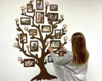 Wooden Family Tree with Photo Frames - Picture Frame Collage, Custom Living Room Wall Gallery, Anniversary Gift for Couple, Apartment Decor